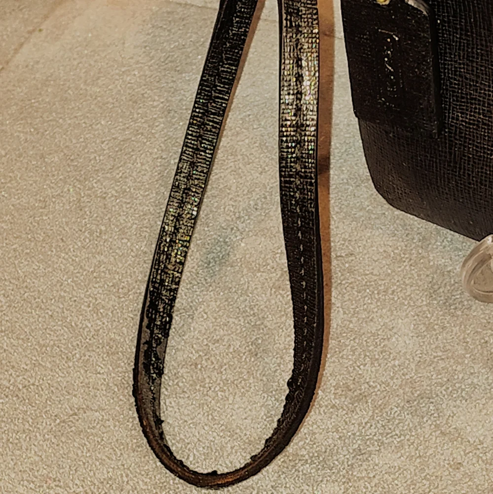 COACH BLACK SAFFIANO LEATHER TOP ZIP WRISTLET / CLUTCH WITH 3 CARD SLOTS